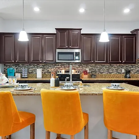 6Bd Elegant Disney Retreat With Pool & Games